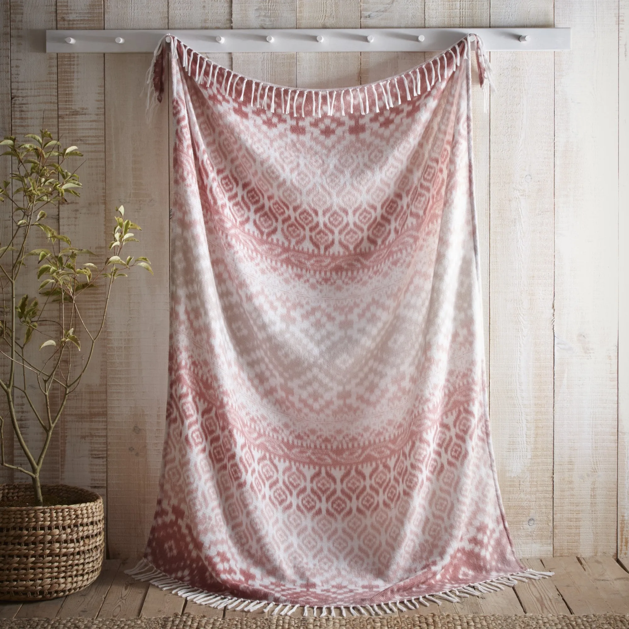 Appletree Hygge Sakari Throw - Terracotta