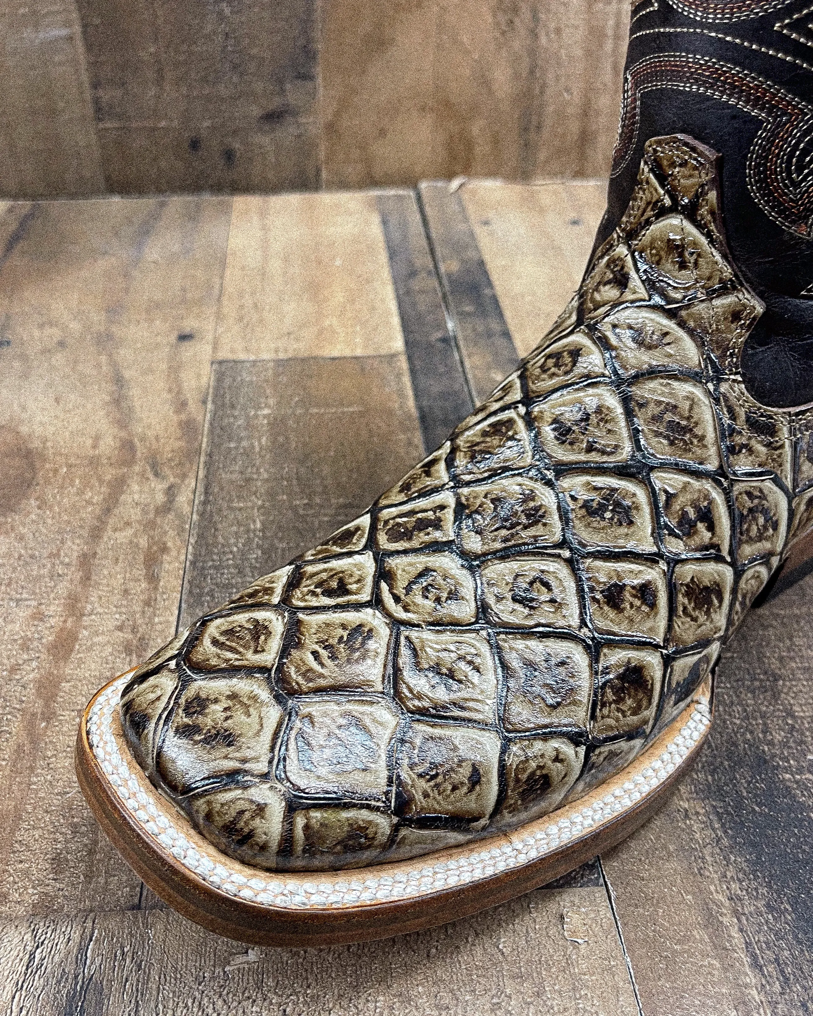 BASS " DESERT" | MEN SQUARE TOE COWBOY BOOTS