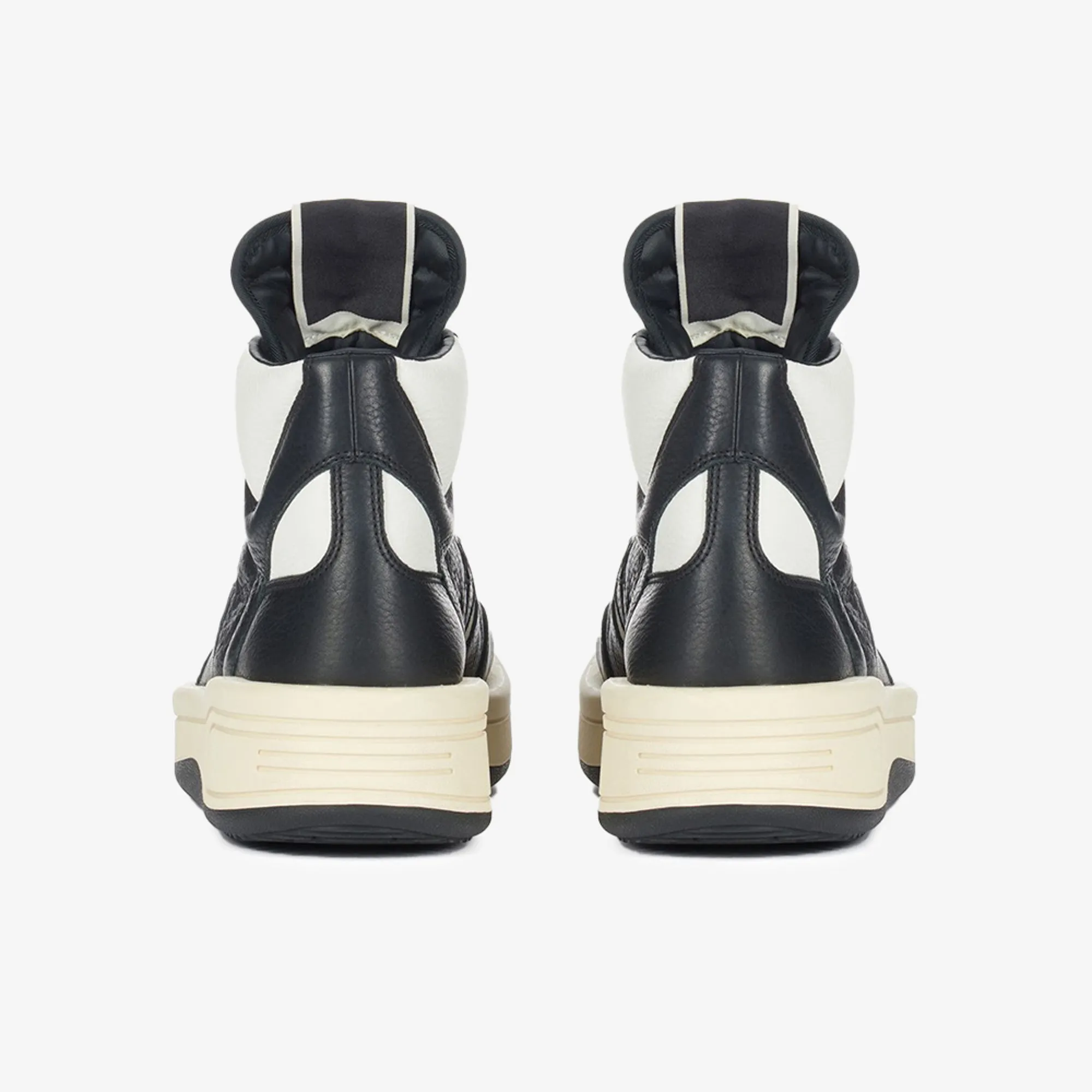 Converse Turbowpn Black Sneakers