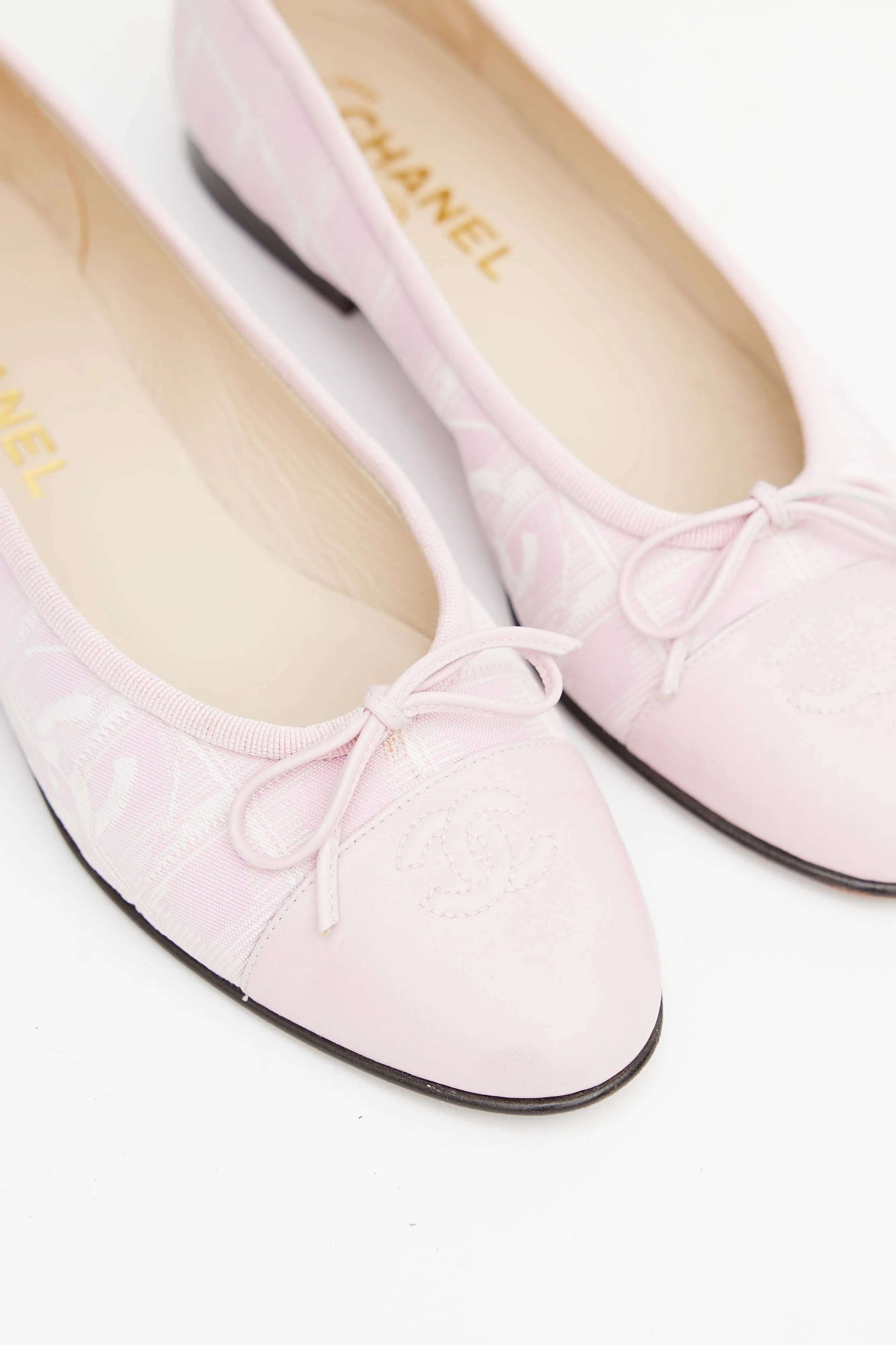 Cruise 2004 Pink Canvas Ballet Flat