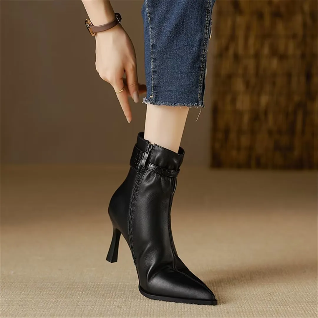 LeatherLuxe Chic Pointed Toe Winter Boots