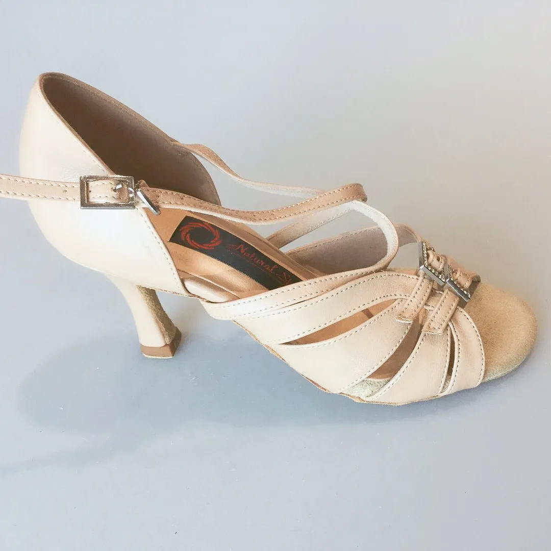 M1131-02_Beige
