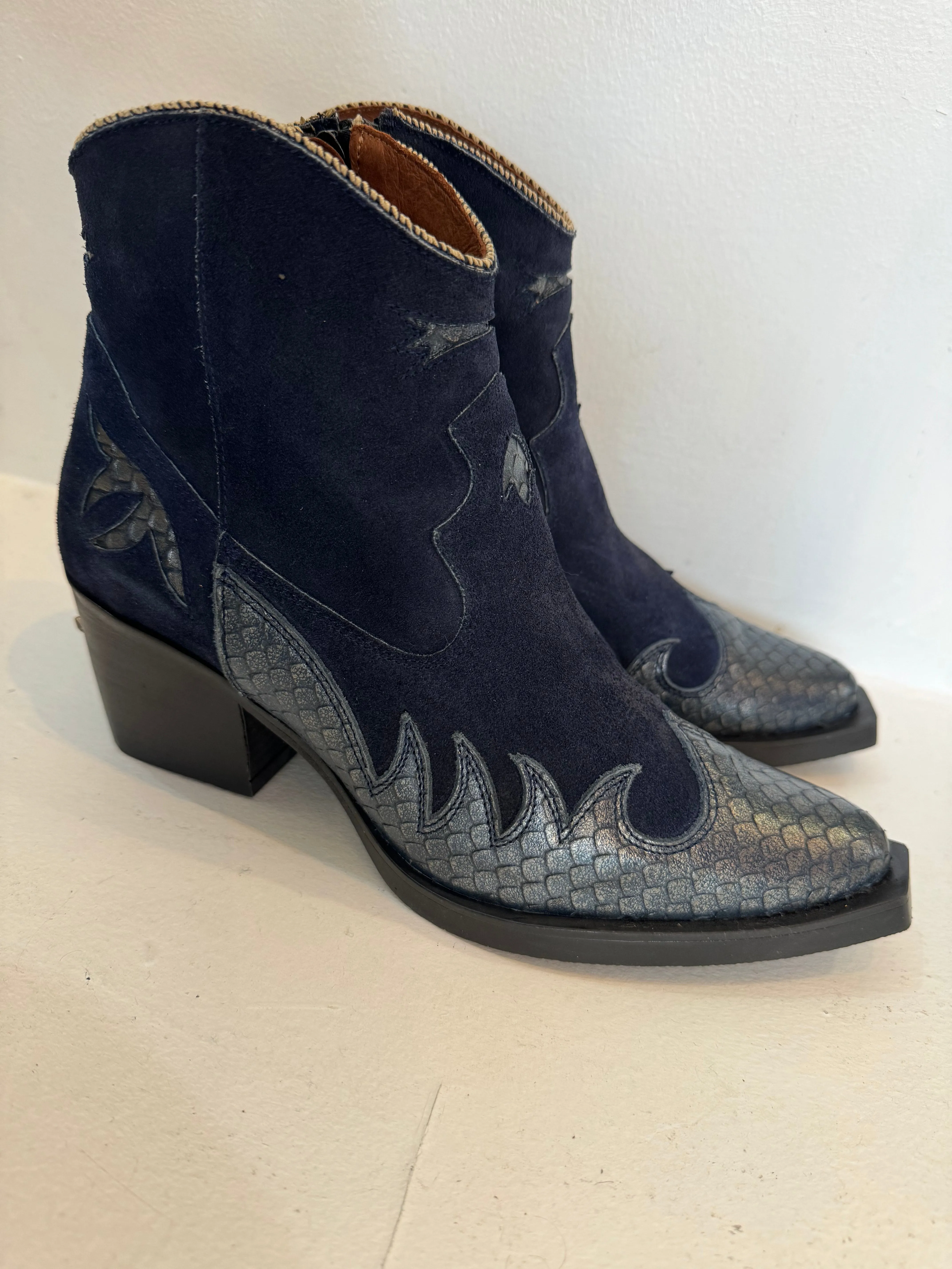 Nemonic Navy Ankle Boot