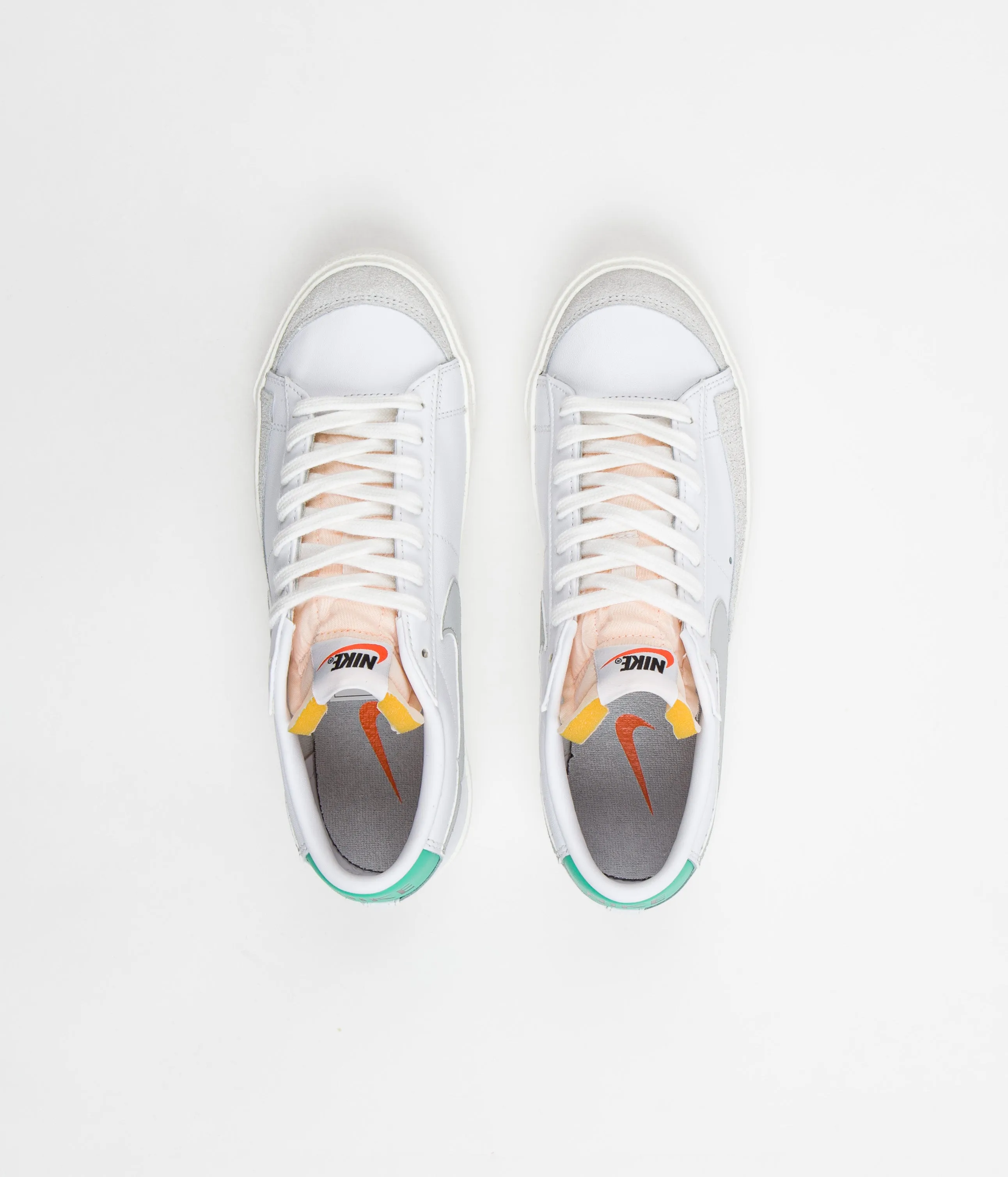 Nike Blazer Low '77 Vintage Shoes - White / Grey Fog - Light Menta - Sail