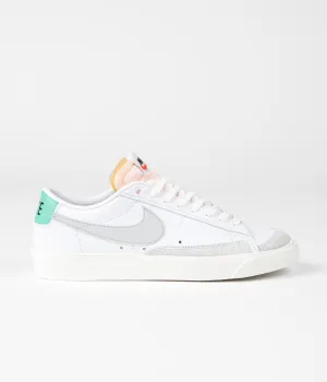 Nike Blazer Low '77 Vintage Shoes - White / Grey Fog - Light Menta - Sail