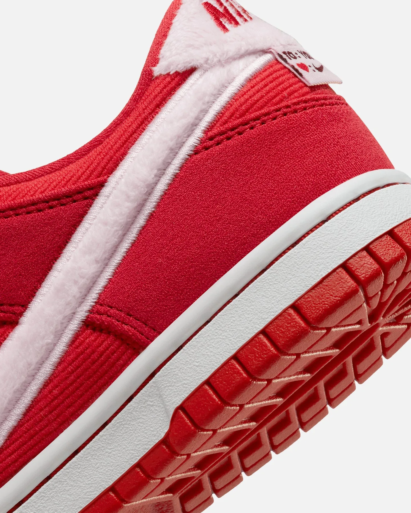 Nike Kids' Dunk Low "Valentine's Day" (GS) Fire Red
