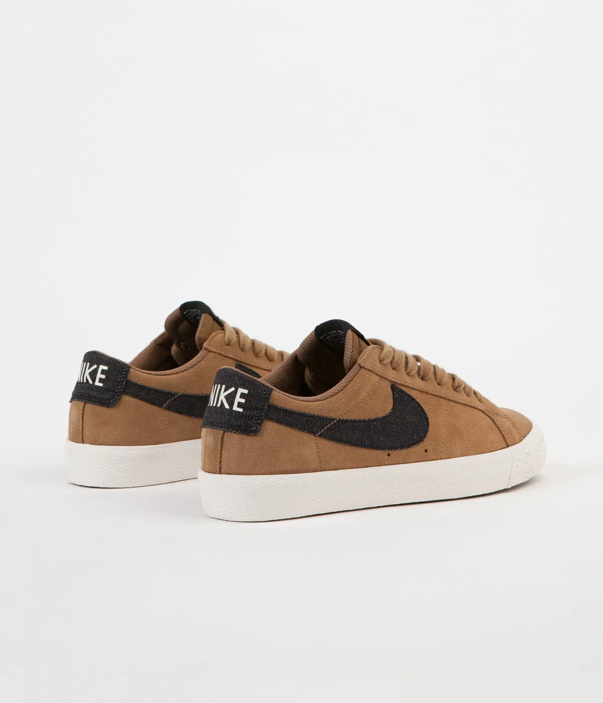 Nike SB Blazer Low Shoes - Golden Beige / Black - Sail - Gum Light Brown