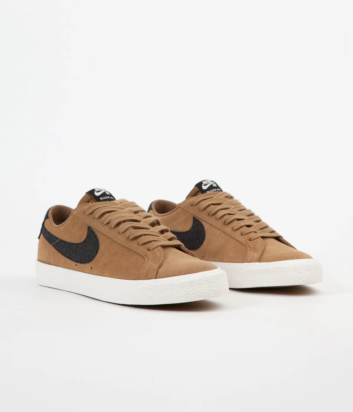 Nike SB Blazer Low Shoes - Golden Beige / Black - Sail - Gum Light Brown
