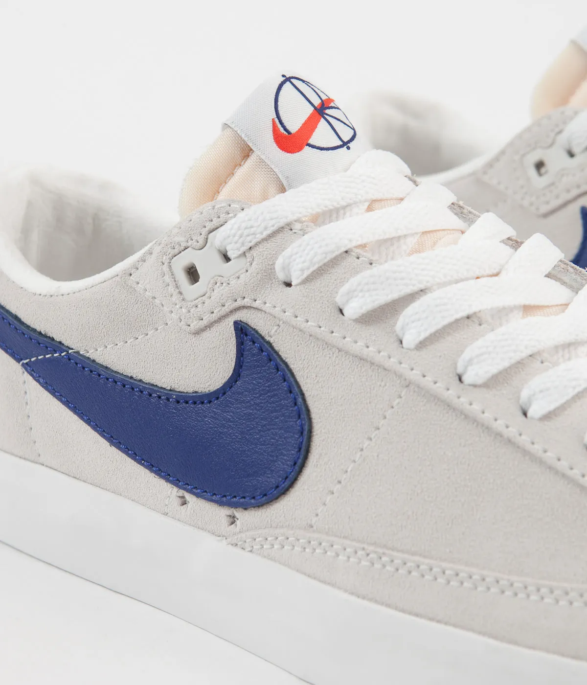 Nike SB x Polar Blazer Low GT Shoes - Summit White / Deep Royal Blue