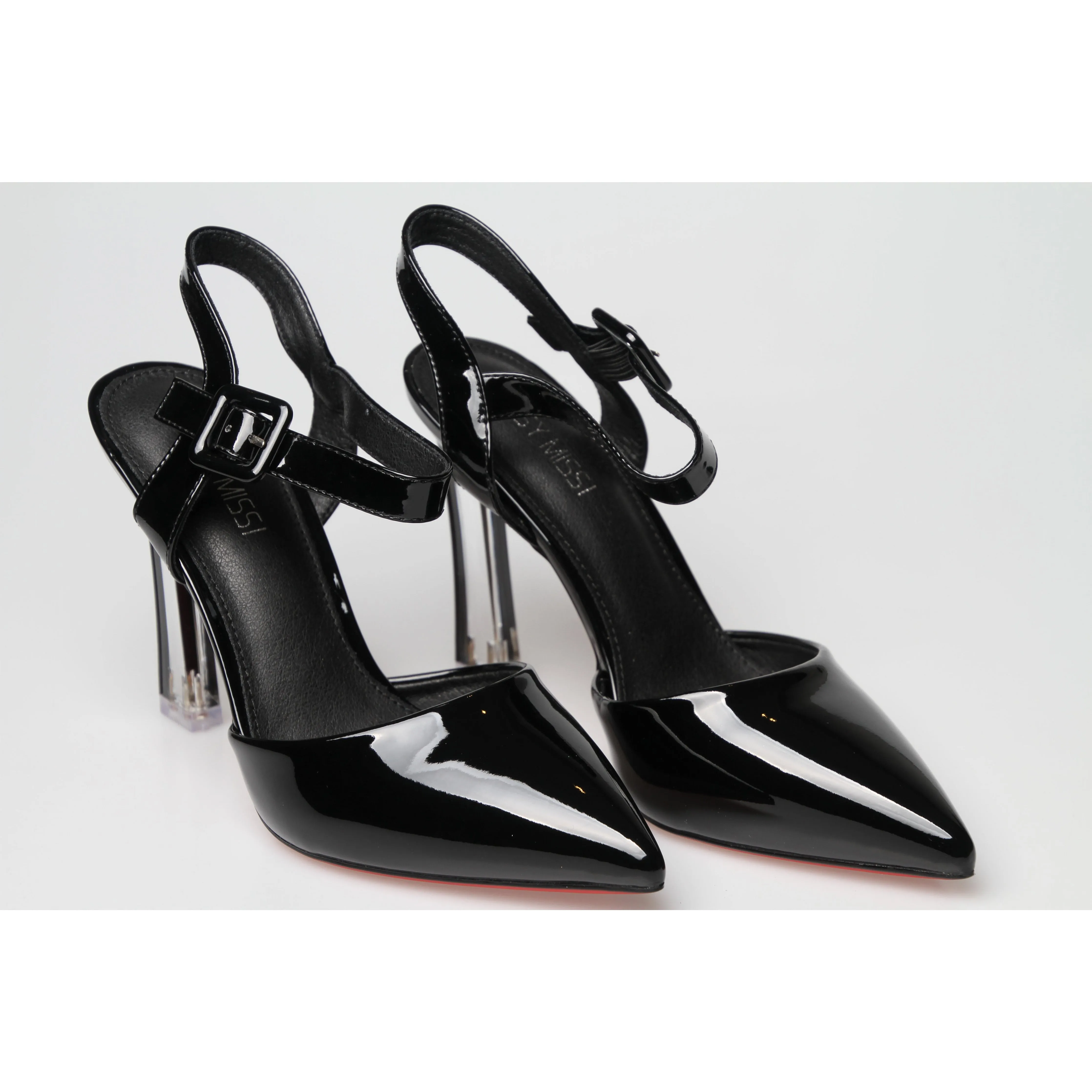 Pointed Closed Toe Crystal Heel