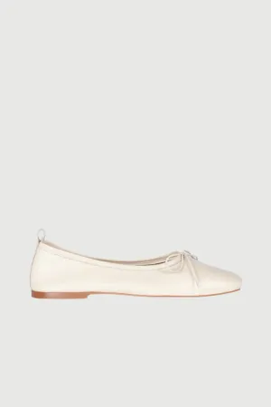 Sienna Ballet Flats in Ivory Leather