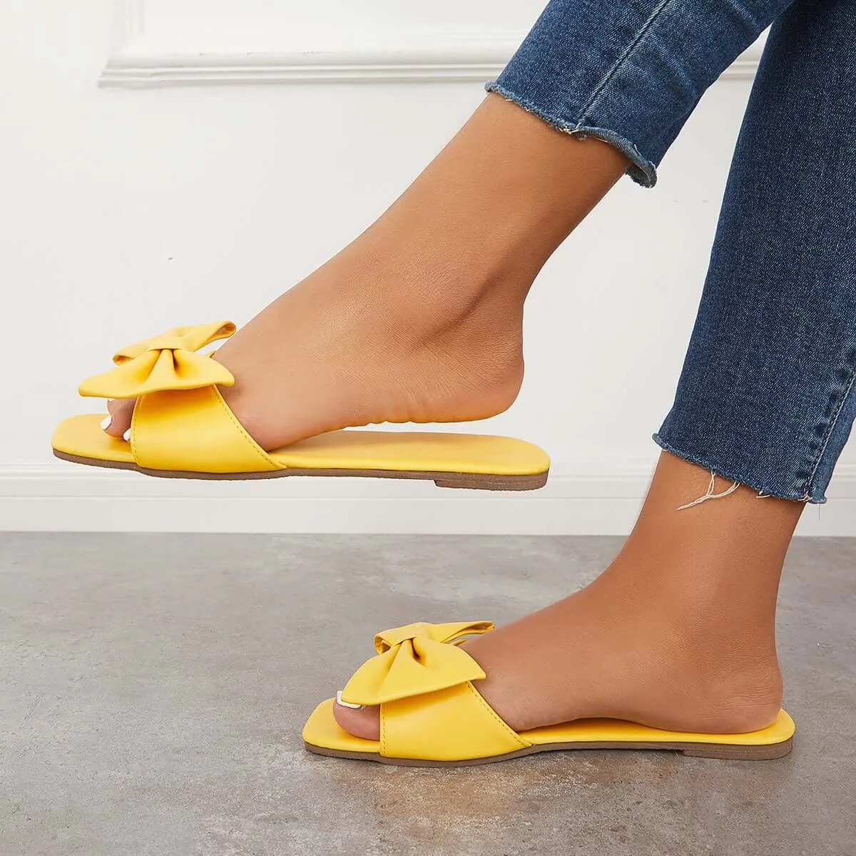 Sohiwoo Women Bowknot Flat Slippers Slip on Slide Sandals